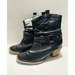 Steve Madden leather boots western rodeo country black strapped embelish women 9